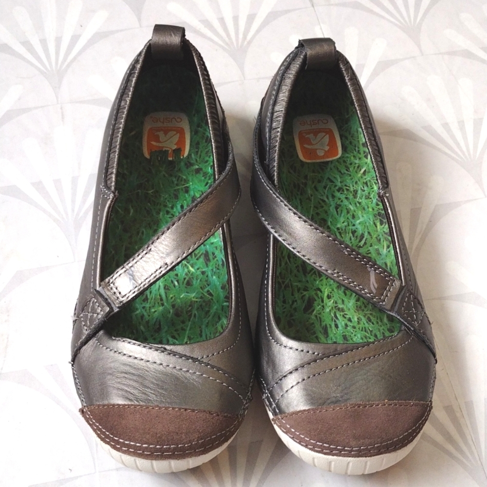 Cushe boutique Metallic ballet flats